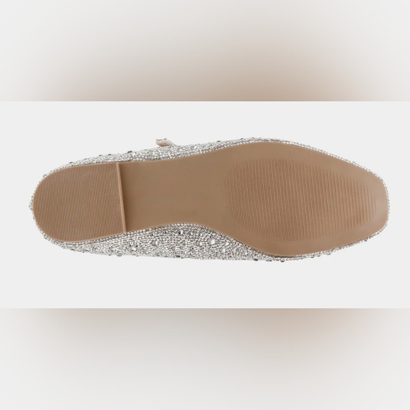 Betsey Johnson Flats. - Picture 7 of 13